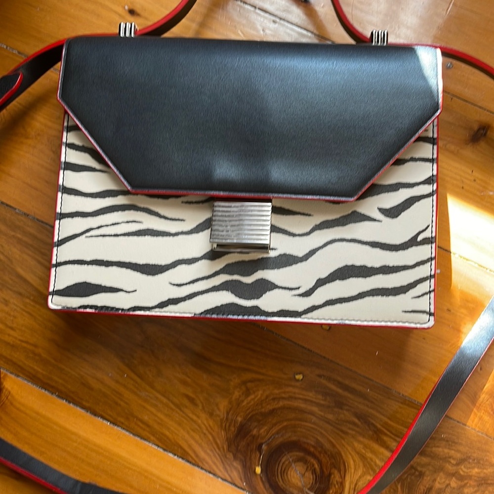 C&k crossbody bag